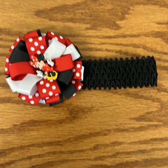 NWOT Minnie Mouse Baby Headband - Picture 5 of 5
